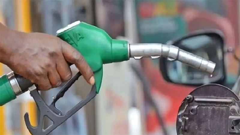 বৈধ কাগজ ও লাইসেন্স দেখিয়ে মিলবে তেল