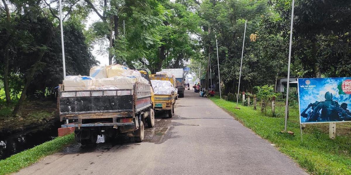 আখাউড়ায় মাছ রপ্তানিকারকদের কপালে ভাঁজ