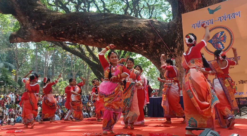 চট্টগ্রামে সিআরবি’র শিরীষ তলায় বৈশাখের বর্ণাঢ্য আয়োজন