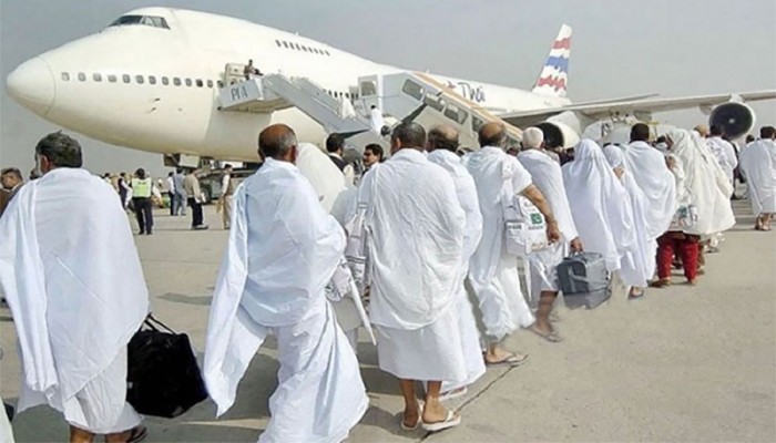 প্রথম হজ ফ্লাইটে সৌদি আরবে ৪১৯ জন