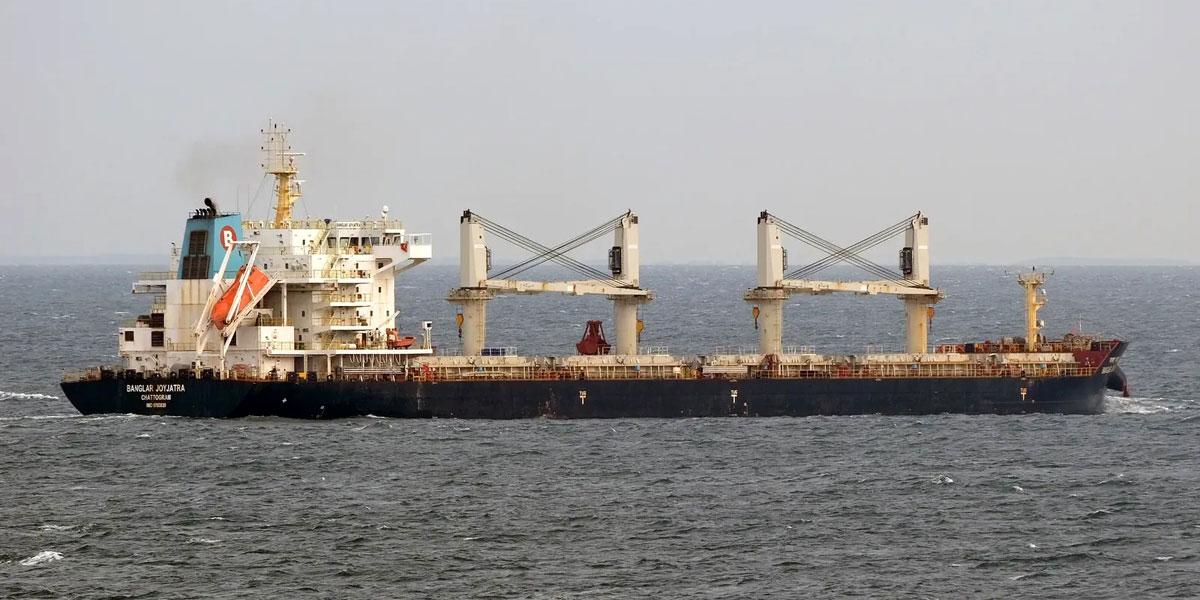 বাংলার জয়যাত্রা জাহাজ আটকে দিল ইরান
