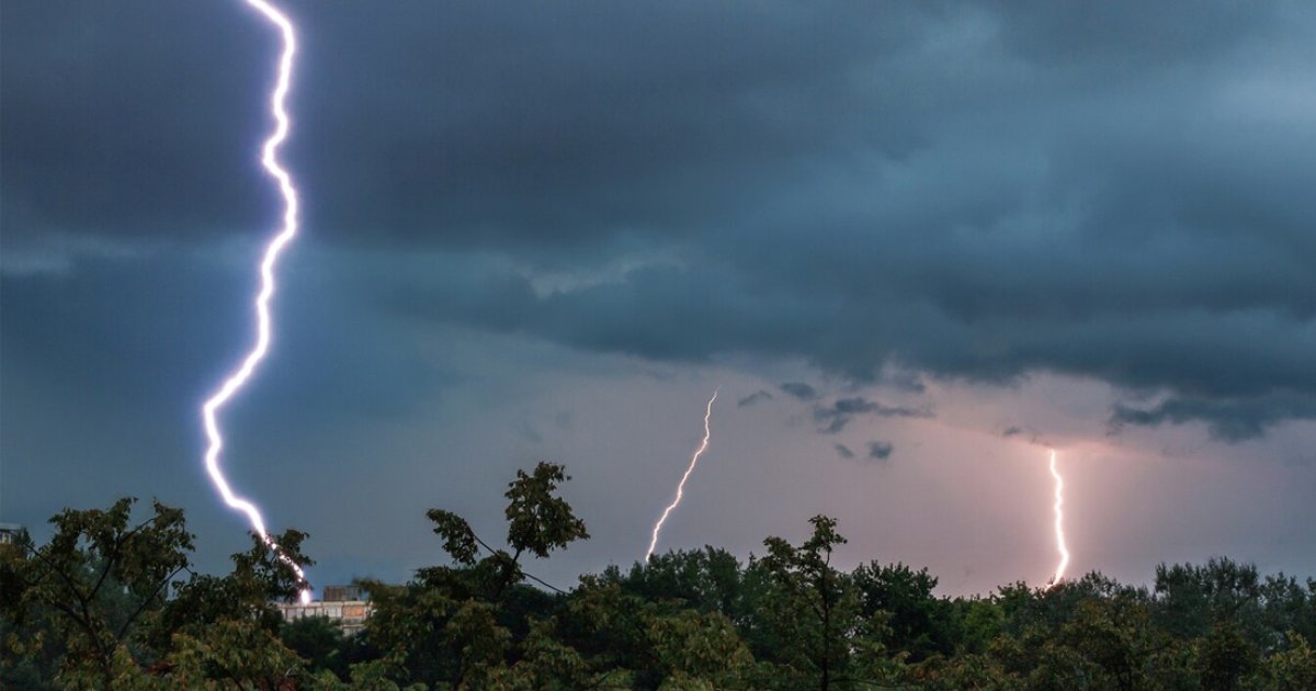 বজ্রপাতে ৪ জেলায় ৯ জনের মৃত্যু