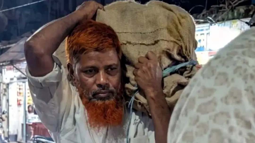 রাস্তায় পড়ে ছিল এসএসসি পরীক্ষার ২৬৮টি উত্তরপত্র