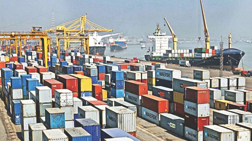 কমছে রপ্তানি, বাড়ছে বাণিজ্য ঘাটতির চাপ