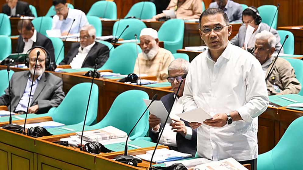 চট্টগ্রামে জলাবদ্ধতা,নগরবাসীর কষ্টে প্রধানমন্ত্রীর দুঃখ প্রকাশ