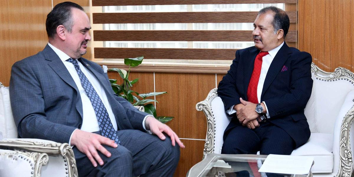 ভুল ও অপতথ্য মোকাবিলায় যুক্তরাষ্ট্রের সহায়তা চাইলেন তথ্যমন্ত্রী