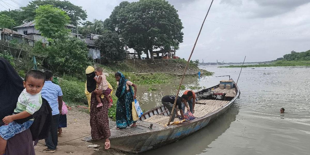 আড়িয়াল খাঁ নদে সেতুর দাবি,দুর্ভোগে হাজারো মানুষ