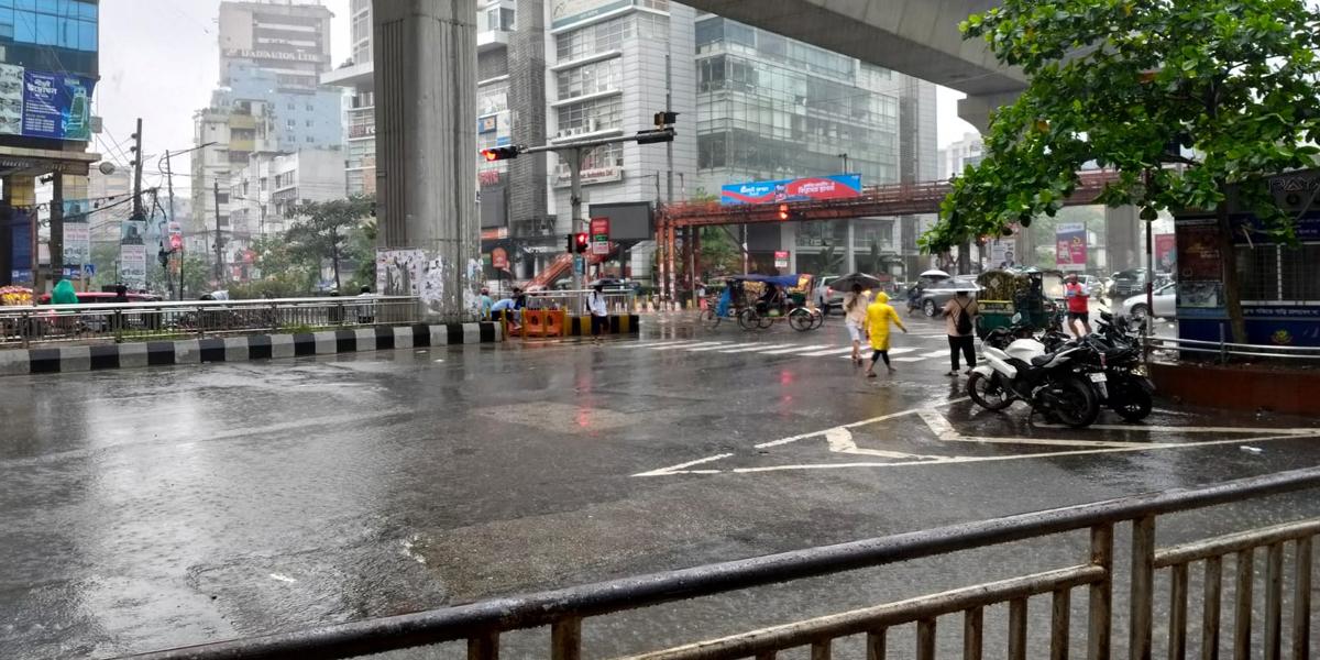 দেশের বিভিন্ন স্থানে ভারী বৃষ্টির আভাস