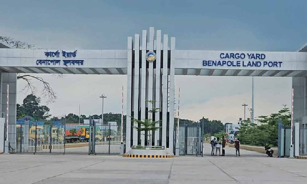 ৭ দিন পর বেনাপোল বন্দরে আমদানি-রপ্তানি শুরু