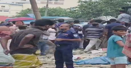 ধামরাইয়ে উচ্ছেদ অভিযানে হকারদের হামলা