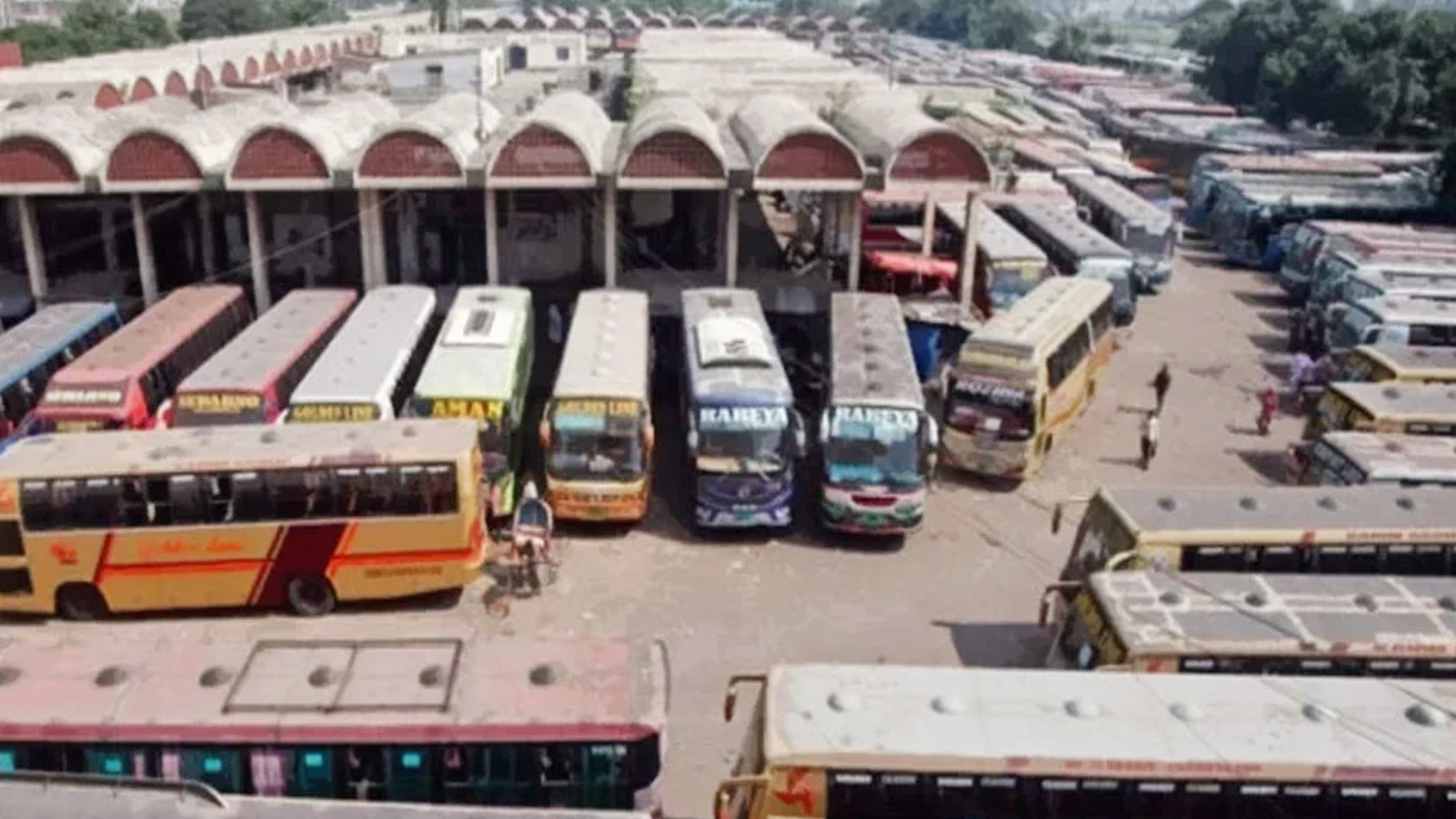 তিন বাস টার্মিনাল যাচ্ছে ঢাকার বাইরে, কোনটি কোথায়