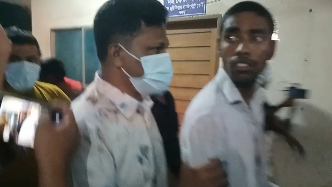 জামিন পেলেন সাংবাদিক রেজাওয়ানুর ইসলাম