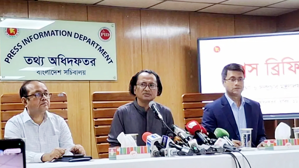 দিল্লি বিমানবন্দরে ‘হেনস্তা’:ঘটনার বর্ণনায় যা বললেন উপদেষ্টা জাহেদ উর রহমান