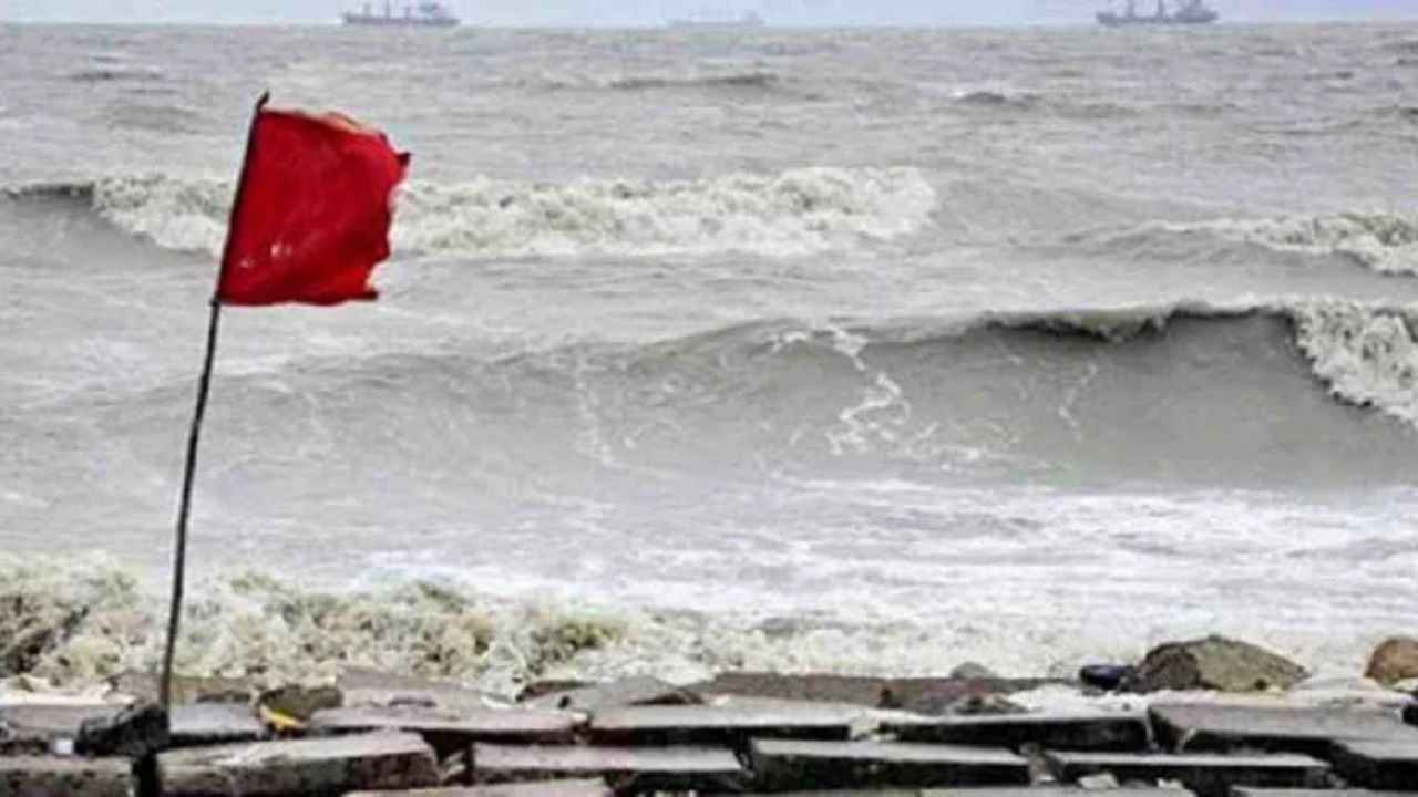 দেশের ১১ নদীবন্দরে এক নম্বর সতর্ক সংকেত