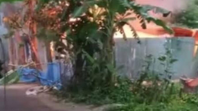 পাবনায় কিশোরীকে ধষর্ণ-হত্যা,আসামিদের বাড়িতে আগুনে দগ্ধ হয়ে নিহত ৩