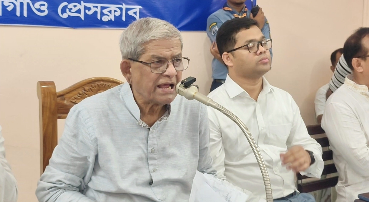 রাজনীতিবিদদের ভুল ধরে সঠিক পথ দেখানো সাংবাদিকদের দায়িত্ব: মির্জা ফখরুল