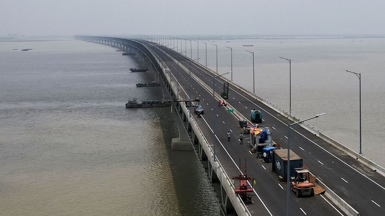 পদ্মা সেতুতে টোল আদায় ৩৪২৯ কোটি,ঋণ পরিশোধ ২৫১৬ কোটি