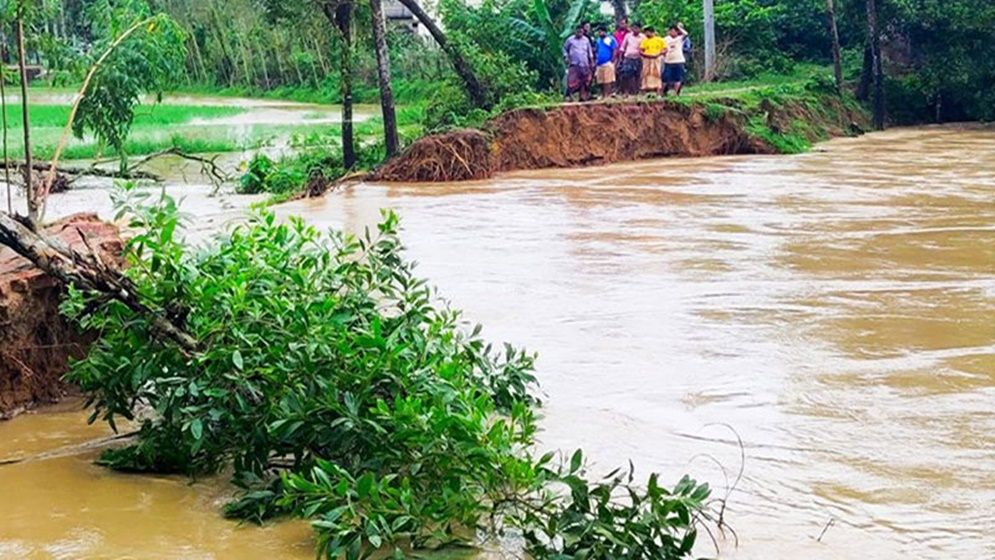 পাঁচ নদীর পানি বিপৎসীমার ওপরে