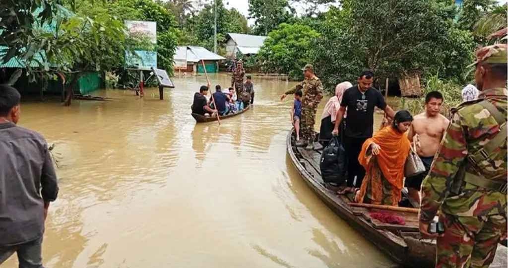 বন্যা-পাহাড়ধসে কক্সবাজারে ২৬ প্রাণহানি, দুর্বিষহ লাখো মানুষের জীবন