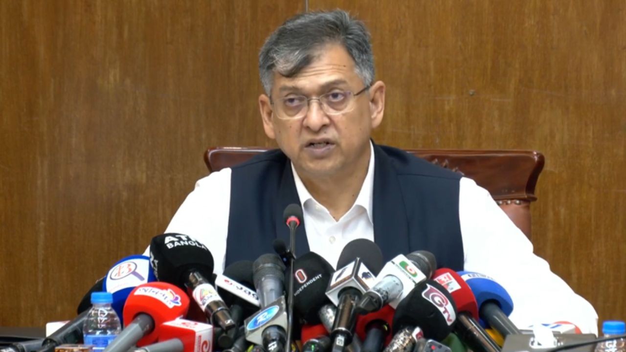 আদালতে রাষ্ট্রপ্রতির বিরুদ্ধে মামলা করা যায় না