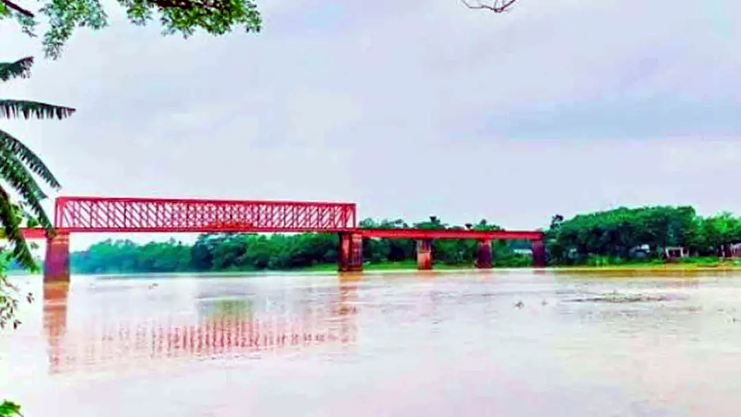 ফেঞ্চুগঞ্জে কুশিয়ারা এখনও বিপৎসীমার ওপরে,বন্যা পরিস্থিতি উন্নতির আভাস