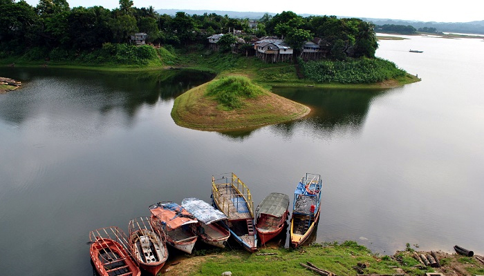 কাপ্তাই লেকের মনোরম দৃশ্য মুগ্ধ করবে আপনাকেও