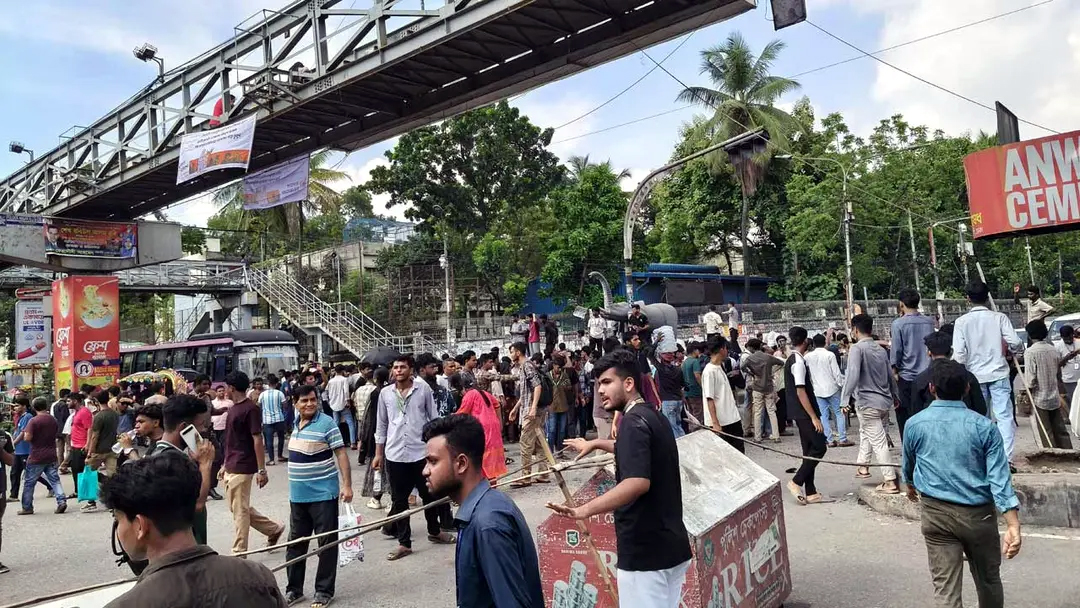 শিক্ষাবোর্ড ঘুরে আবারও সাইন্সল্যাবে শিক্ষার্থীদের অবস্থান