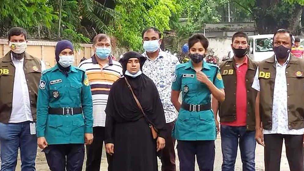 দ্বিতীয় বিয়ে করায় স্বামীকে হত্যার পর ৬ টুকরো করার দায়ে স্ত্রীর মৃত্যুদণ্ড