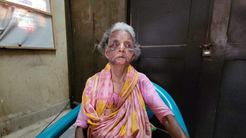 রেলস্টেশনে হামলা-লুটের শিকার বাক্প্রতিবন্ধী বৃদ্ধ ববি বেগমের মৃত্যু, গ্রেপ্তার ৬