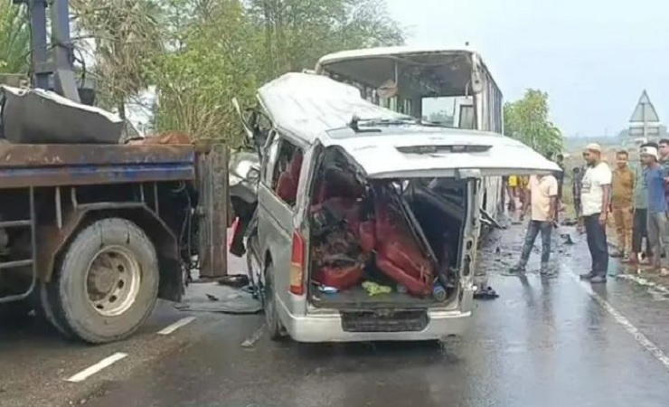 জুনে দেশজুড়ে ৪৭২টি সড়ক দুর্ঘটনায় প্রাণ হারিয়েছে ৪৩৮ জন