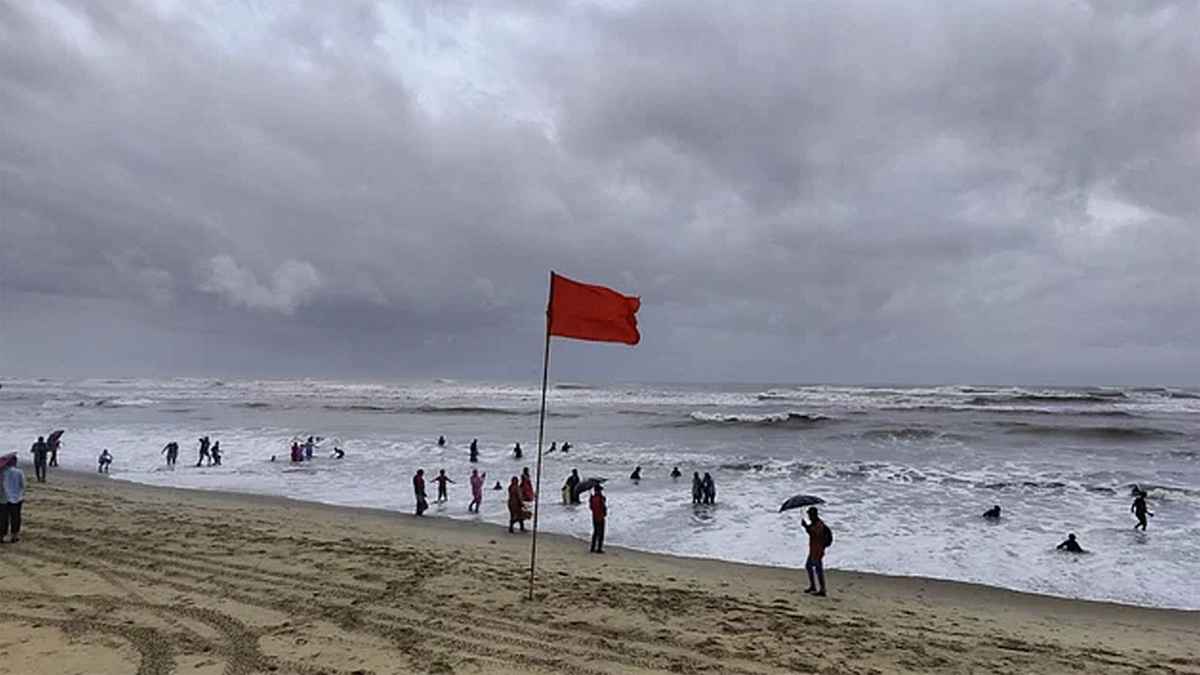 দেশের ৯ অঞ্চলের নদীবন্দরে ১ নম্বর সতর্কসংকেত