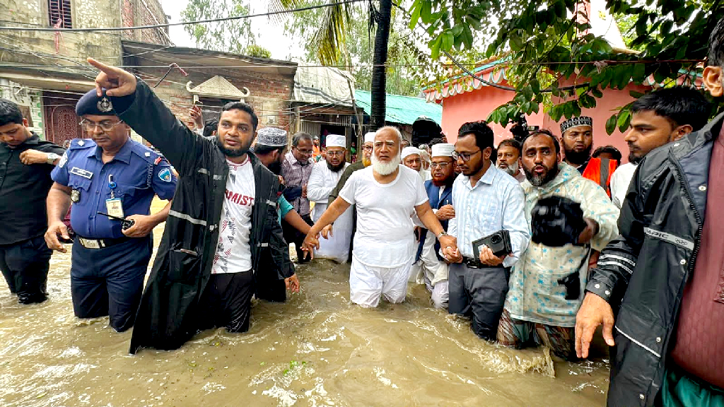 বন্যা সমস্যার স্থায়ী সমাধানে উদ্যোগ নেওয়ার চেষ্টা করা হবে:চট্টগ্রামে জামায়াত আমির
