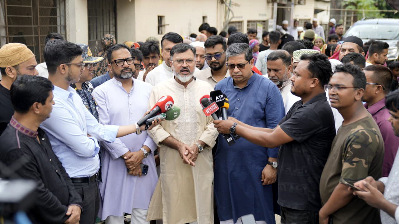 ফিটনেসবিহীন যানবাহন বন্ধে বিআরটিএ’র সঙ্গে আলোচনা করে ব্যবস্থা নেওয়া হবে
