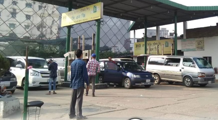 কুড়িলে গ্যাস নিতে গিয়ে সিলিন্ডার বিস্ফোরণ
