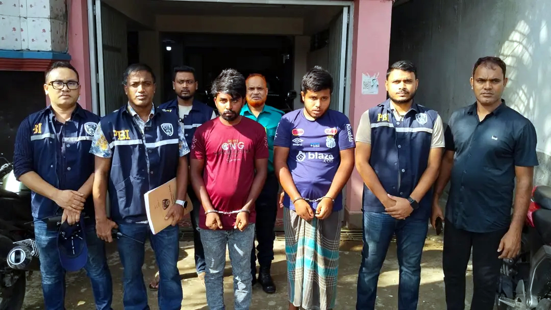 ঋণ পরিশোধ করতে অটোরিকশাচালককে খুন,গ্রেপ্তার ২