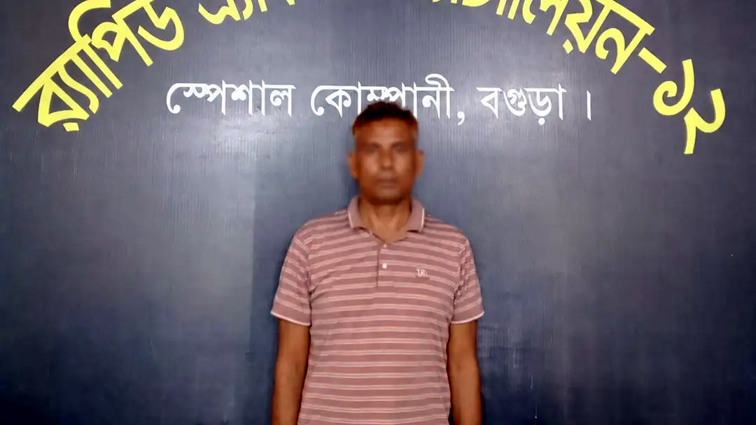 বগুড়ায় বাসচাপায় ৭ দিনমজুরের মৃত্যু, ২০ দিন পর চালক আটক
