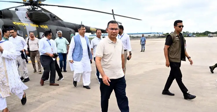 মাতারবাড়ী গভীর সমুদ্রবন্দর ও বিদ্যুৎকেন্দ্র ঘুরে দেখলেন প্রধানমন্ত্রী