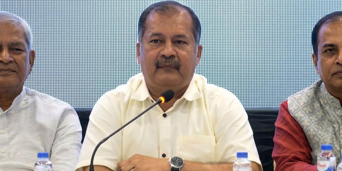 গণমাধ্যমকে নিয়ন্ত্রণ নয়, প্রয়োজন নিয়মতান্ত্রিক কাঠামো