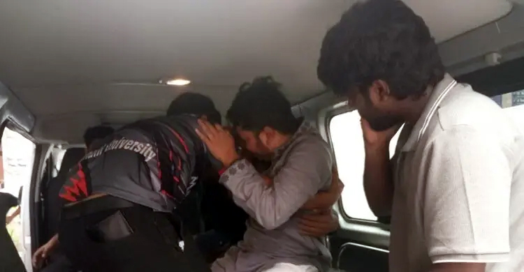 জবিতে ছাত্রদল-শিবির সংঘর্ষ, জকসু এজিএসসহ বেশ কয়েকজন আহত