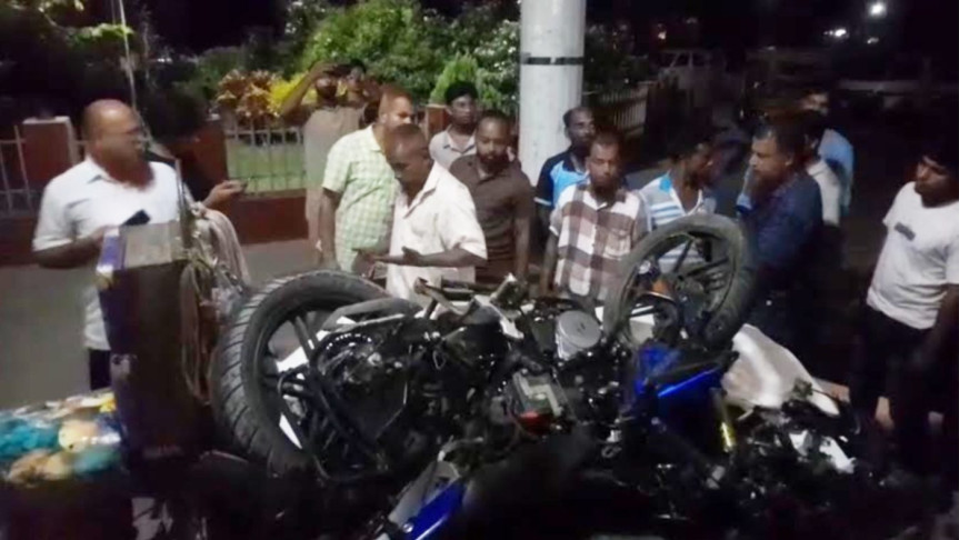 ভাঙ্গায় গাড়ি চাপায় মোটরসাইকেল আরোহী তিন বন্ধুর মৃত্যু