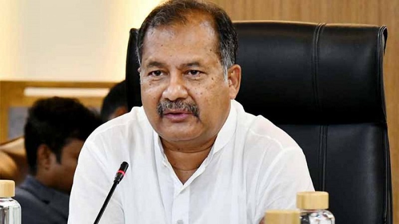 ভারতের সঙ্গে সম্পর্ক উন্নয়নে সরকার কাজ করছে