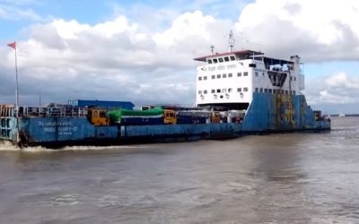 দৌলতদিয়া-পাটুরিয়া নৌপথে ফেরি পারাপার ব্যাহত