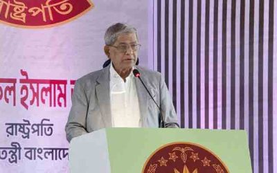গণতন্ত্রকে রক্ষা করাটাই এখন সবচেয়ে বড় কাজ