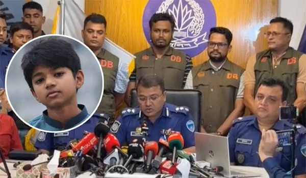 আইফোন ছিনিয়ে নিতেই অপ্রতিমকে বাঁশ দিয়ে পিটিয়ে হত্যা