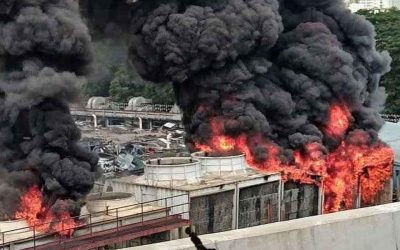 মহাখালীর রেলগেট এলাকায় বিএটির ৭তলা ভবনে আগুন