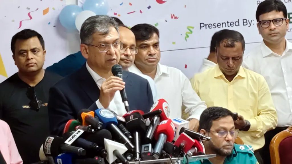 পুরোনো আইন দিয়ে নতুন অপরাধ মোকাবিলা সম্ভব নয়