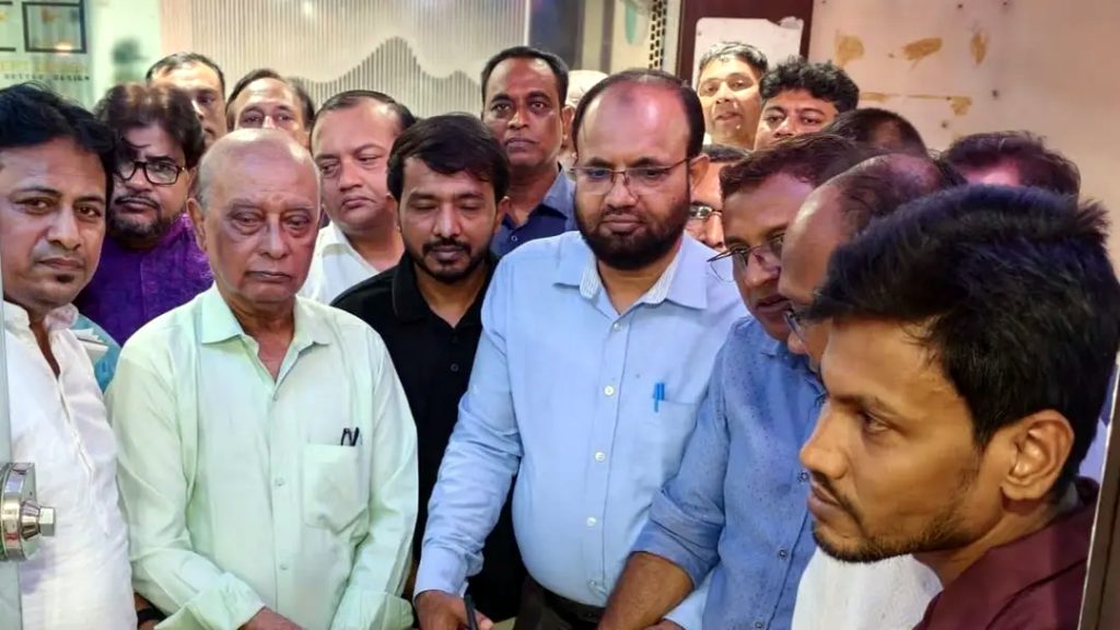 স্বাধীন গণমাধ্যম ছাড়া দেশে গণতন্ত্র বিকশিত হবে না