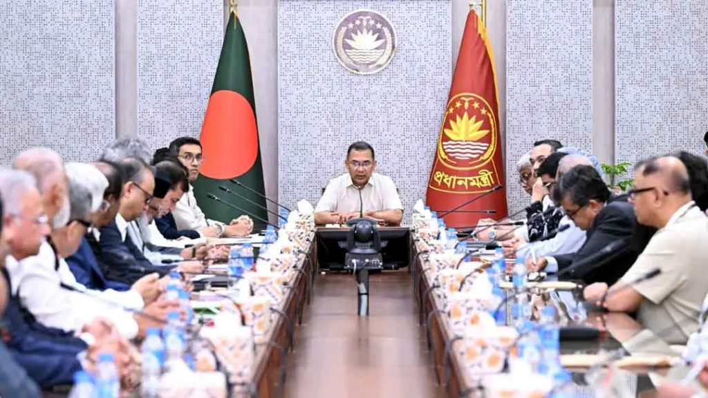 প্রধানমন্ত্রীর সভাপতিত্বে বিদ্যুৎ ও জ্বালানি নিয়ে সভা অনুষ্ঠিত