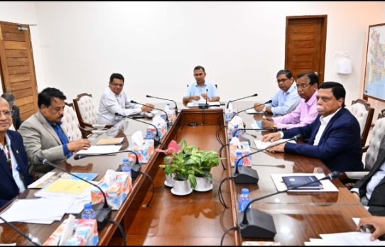 রাজধানীর ৩ লেকের দূষণ রোধে সমন্বিত উদ্যোগের নির্দেশ প্রধানমন্ত্রীর