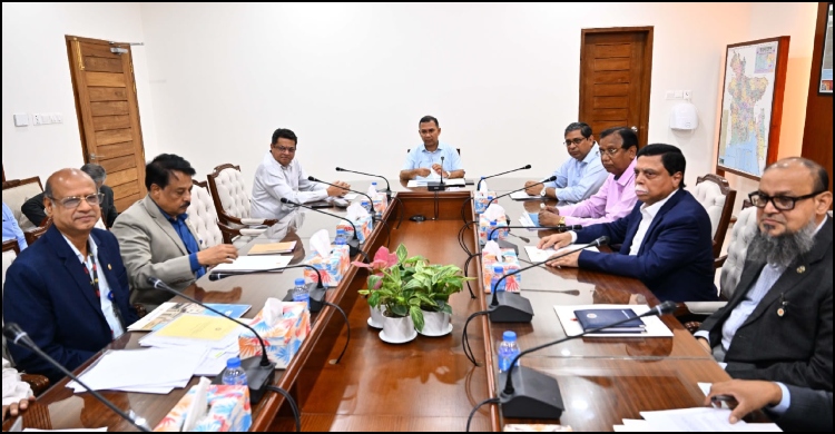 রাজধানীর ৩ লেকের দূষণ রোধে সমন্বিত উদ্যোগের নির্দেশ প্রধানমন্ত্রীর